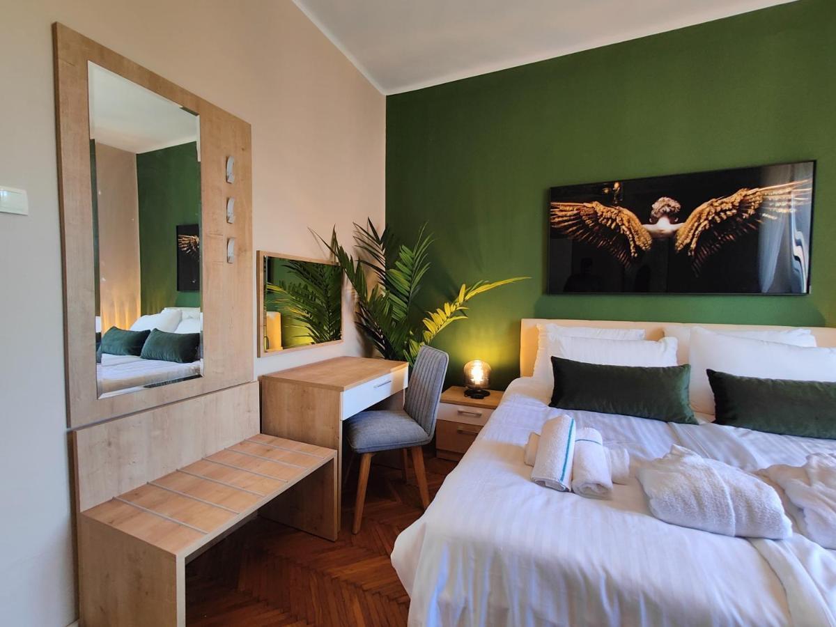 Apartment Bobo 2 One Bedroom *
